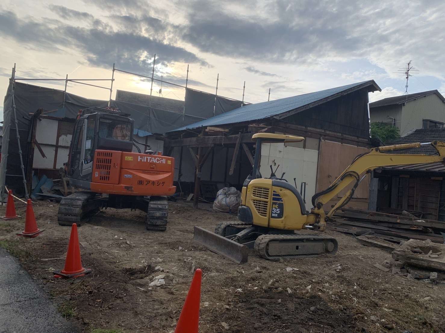 一宮市 木造工場と住居解体工事